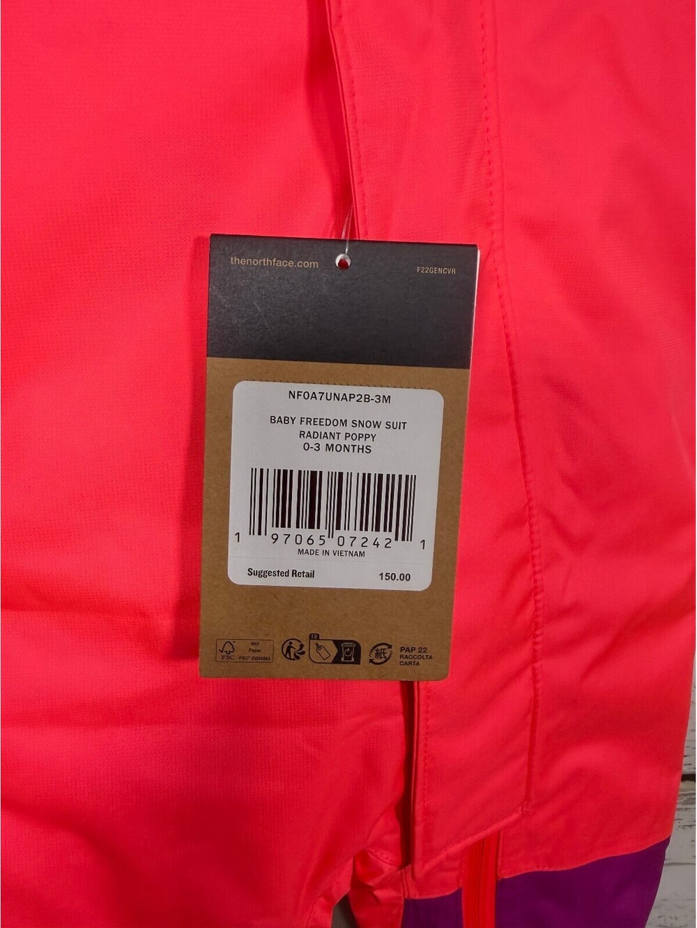 The North Face Baby Freedom Snow Suit Girls Size 0-3 Months NWT "Radiant Poppy" - Picture 2 of 4